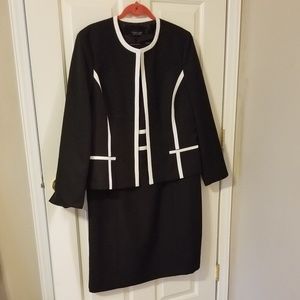 Plus size black and white suit
